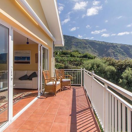 Villa In Protected Space In Front Of The Sea Los Realejos Exterior foto